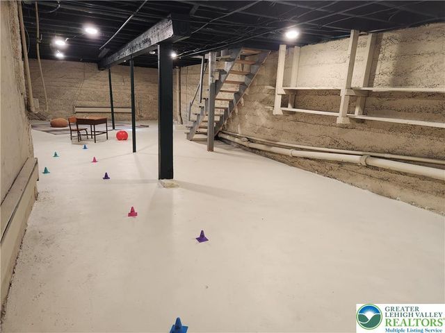 2009 Washington Avenue, Northampton Boro, PA 18067