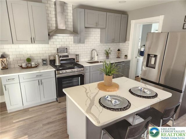 2009 Washington Avenue, Northampton Boro, PA 18067