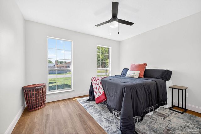 2768 Venetian Way, Gulf Breeze, FL 32563