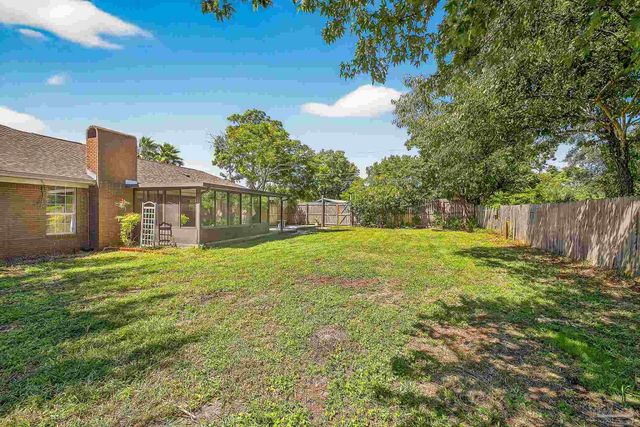 2768 Venetian Way, Gulf Breeze, FL 32563