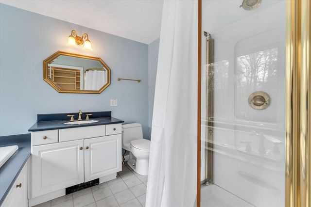 20 Howland Lane, East Sandwich, MA 02537