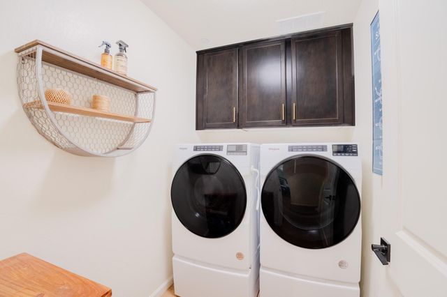 2495 Vintage Place, Hanford, CA 93230