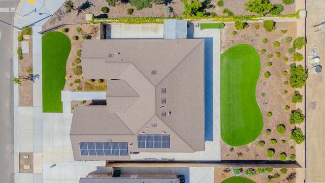 2495 Vintage Place, Hanford, CA 93230