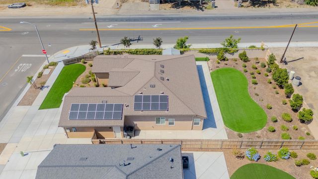 2495 Vintage Place, Hanford, CA 93230