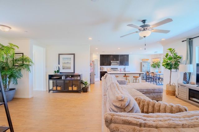2495 Vintage Place, Hanford, CA 93230