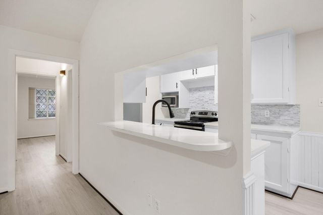 12123 Plumpoint Drive, Houston, TX 77099