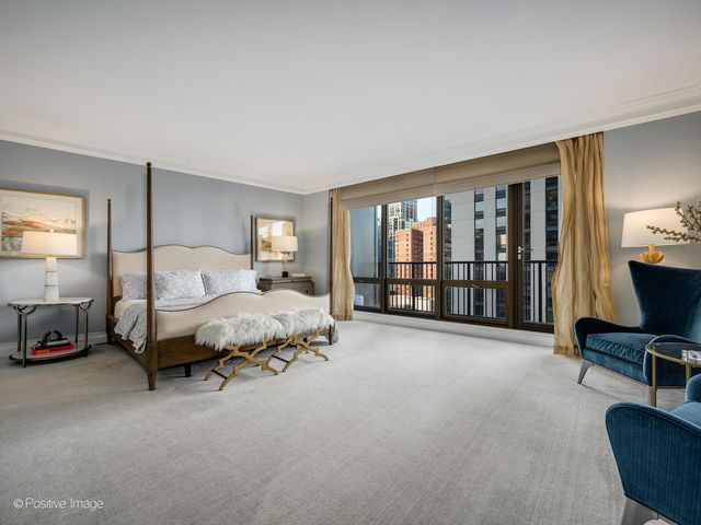 1040 N Lake Shore Drive 16C, Chicago, IL 60611