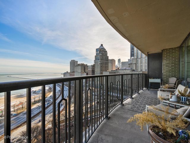 1040 N Lake Shore Drive 16C, Chicago, IL 60611