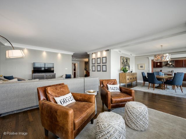 1040 N Lake Shore Drive 16C, Chicago, IL 60611