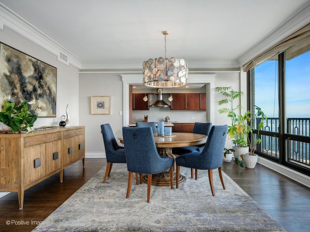 1040 N Lake Shore Drive 16C, Chicago, IL 60611