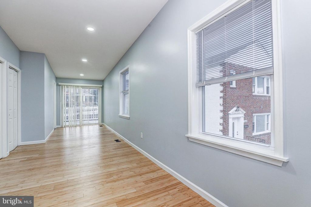 Image 12 of property listing at 1602 ABBOTSTON ST, Baltimore, MD 21218