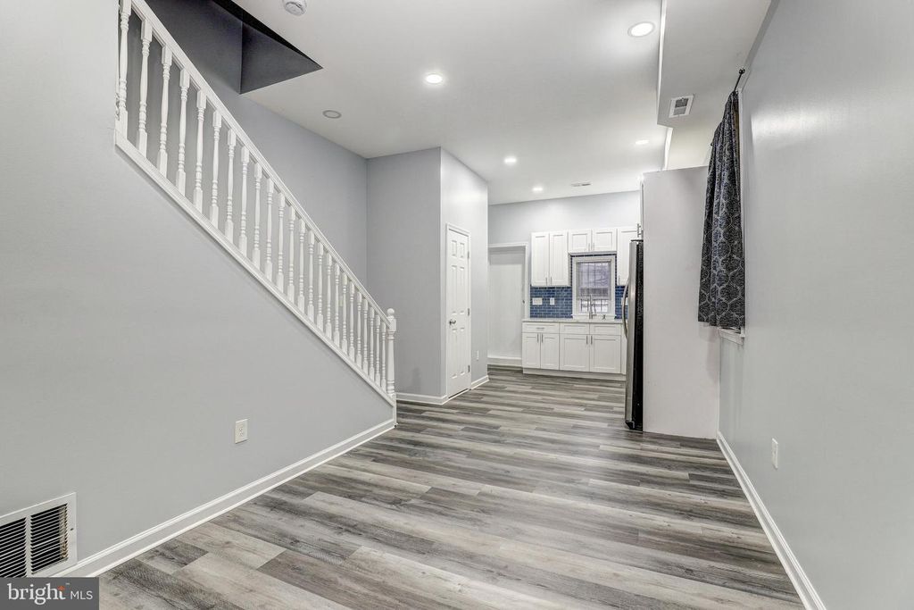 Image 4 of property listing at 1602 ABBOTSTON ST, Baltimore, MD 21218