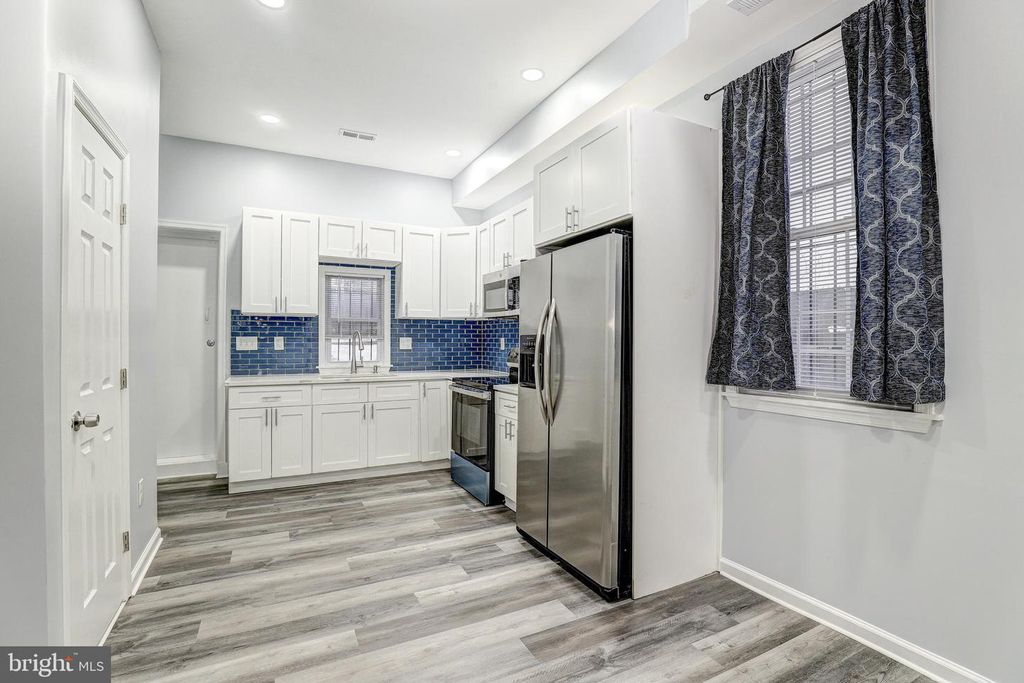 Image 6 of property listing at 1602 ABBOTSTON ST, Baltimore, MD 21218