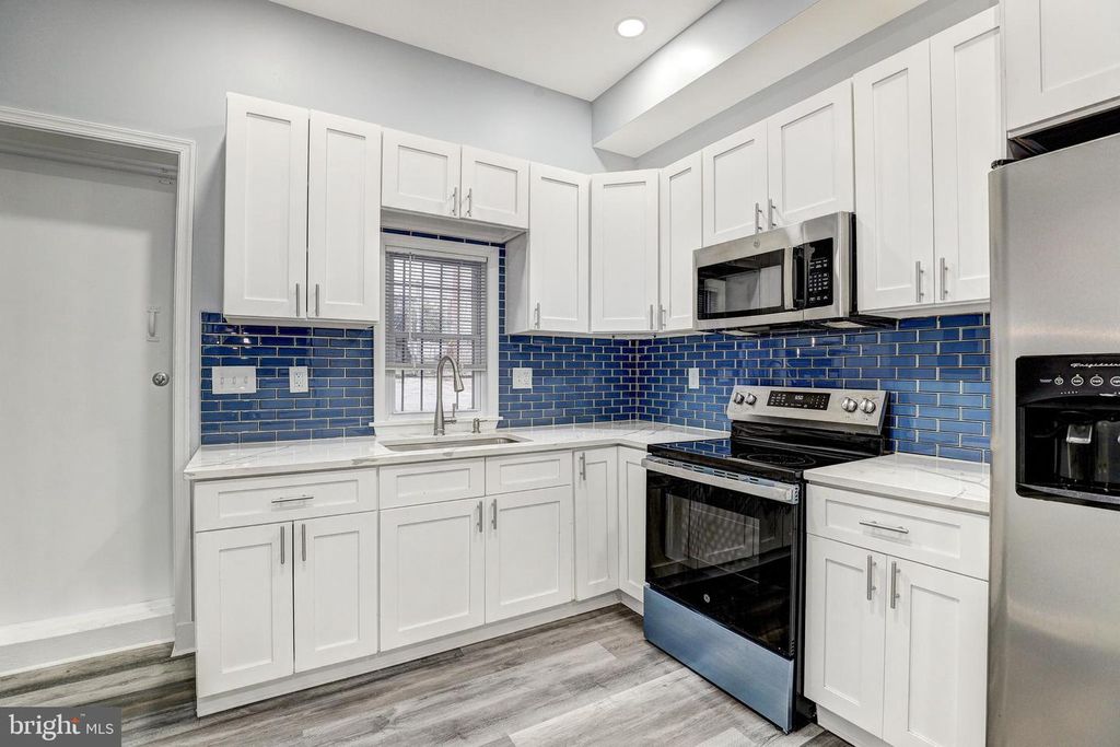 Image 7 of property listing at 1602 ABBOTSTON ST, Baltimore, MD 21218