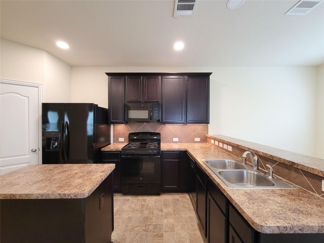 5209 Dauntless Drive, Houston, TX 77066