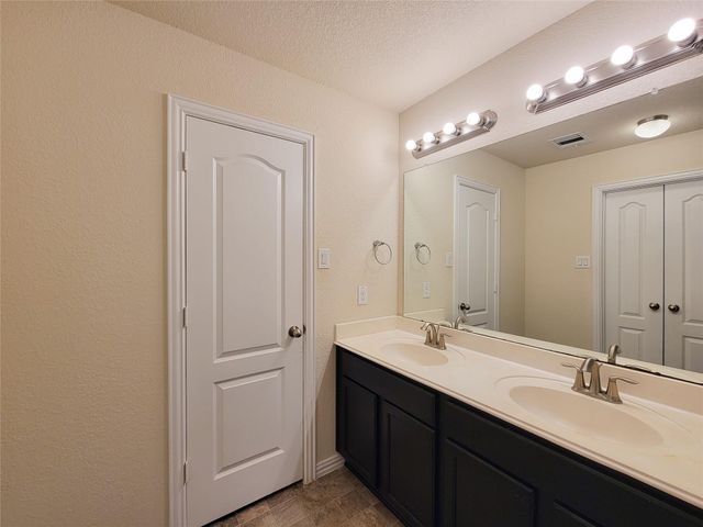 5209 Dauntless Drive, Houston, TX 77066