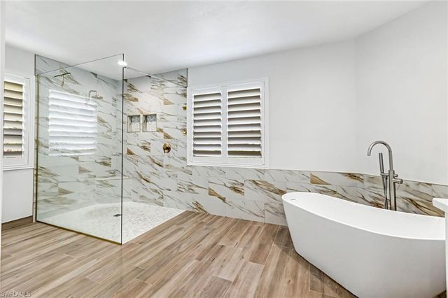 16993 Timberlakes DR, Fort Myers, FL 33908