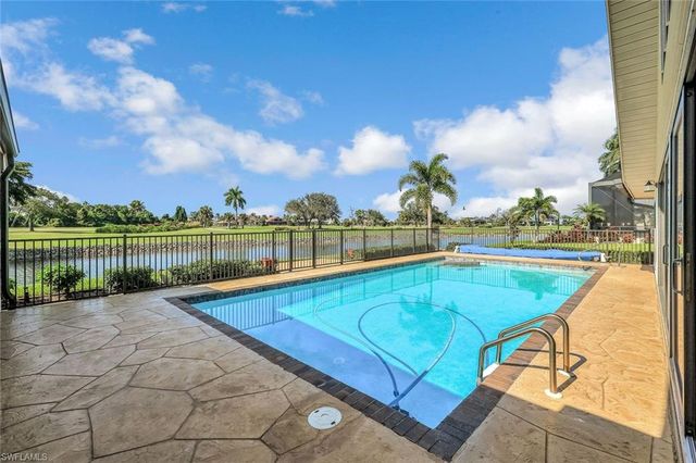 16993 Timberlakes DR, Fort Myers, FL 33908