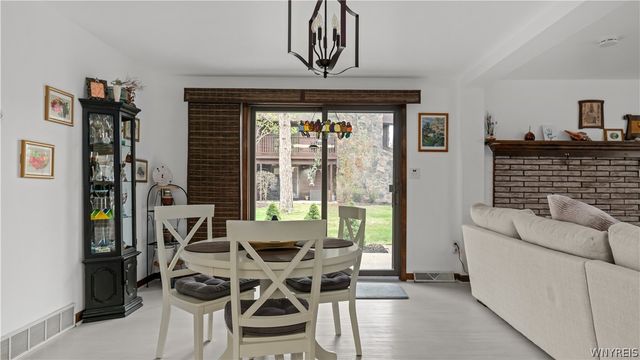 5291 Chestnut Ridge Road D, Orchard Park, NY 14127