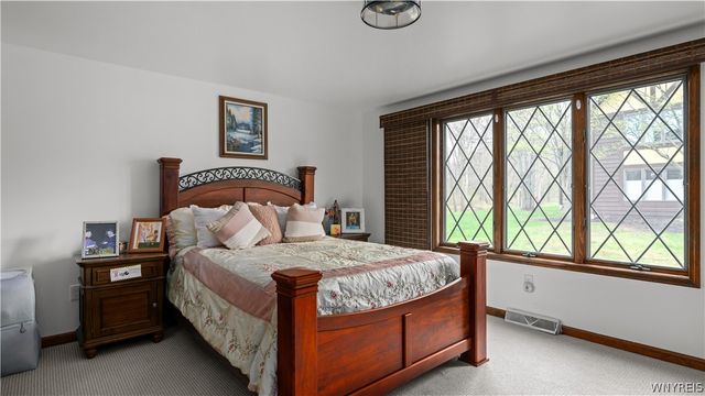 5291 Chestnut Ridge Road D, Orchard Park, NY 14127
