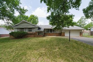 931 N Valleyview, Wichita, KS 67212