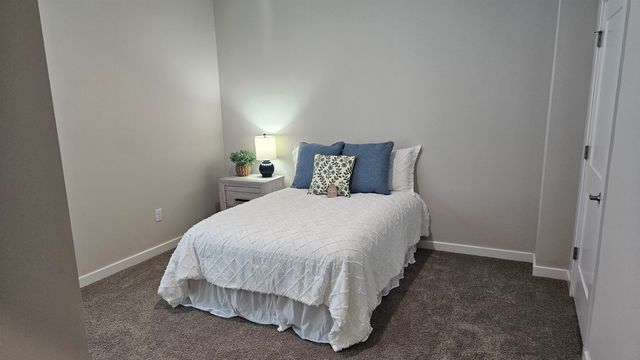 1013 N Forestview St, Wichita, KS 67235