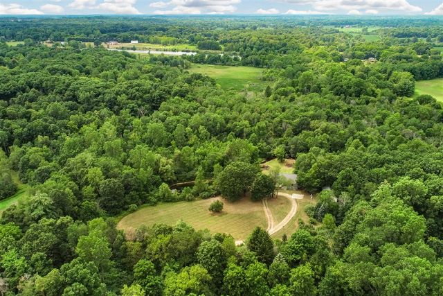 11144 Horton Road, Holly, MI 48442