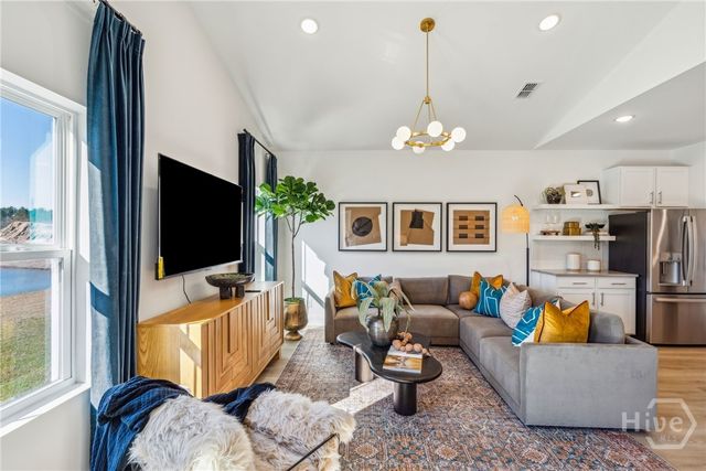 299 Kingswood Circle, Savannah, GA 31302