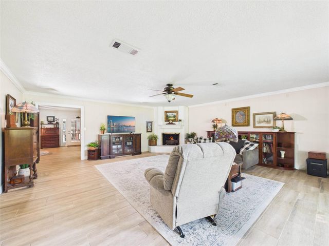 3037 County Road 536, Alvin, TX 77511
