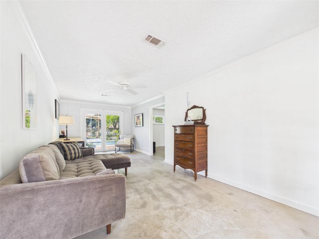 3037 County Road 536, Alvin, TX 77511