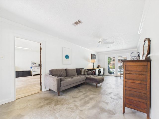 3037 County Road 536, Alvin, TX 77511