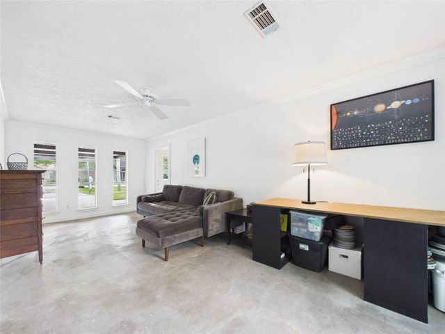 3037 County Road 536, Alvin, TX 77511
