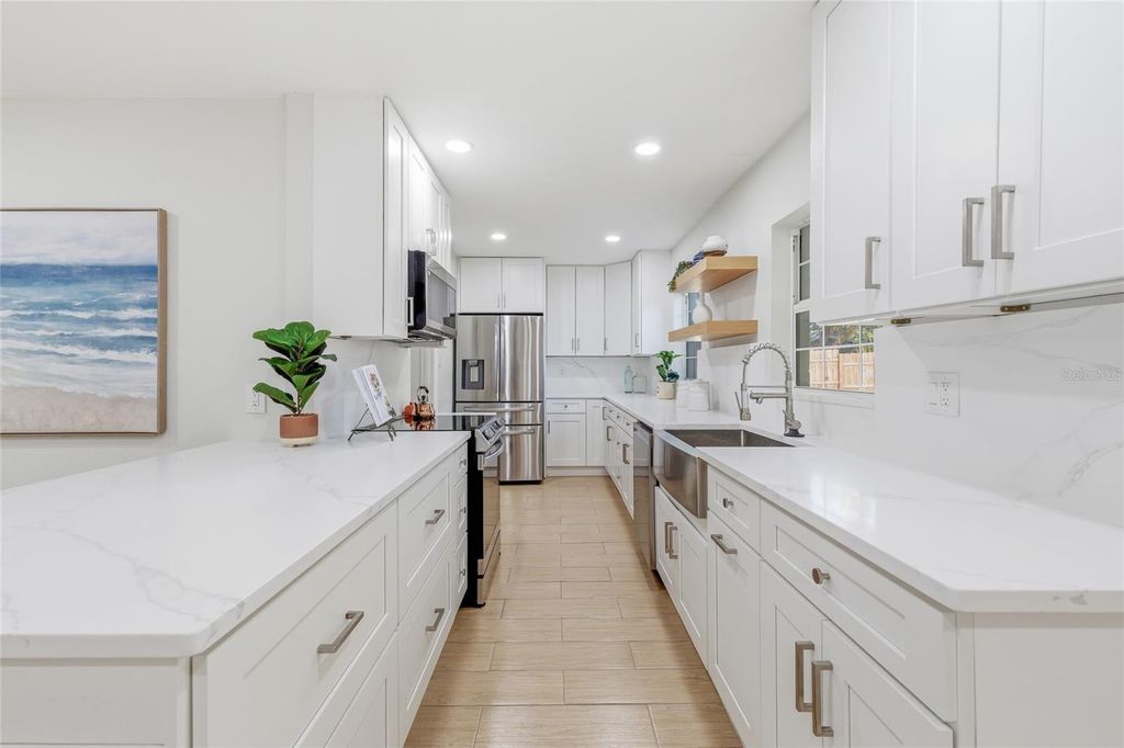 Image 9 of property listing at 201 DUNKIRK ROAD, Oldsmar, FL 34677