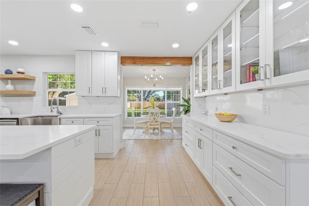 Image 10 of property listing at 201 DUNKIRK ROAD, Oldsmar, FL 34677