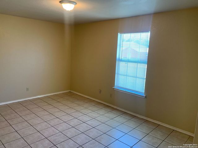 7560 Oak Chase, San Antonio, TX 78239