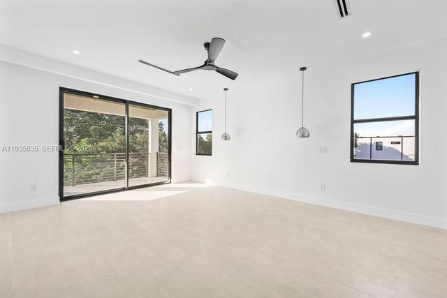 1321 NE 13th Ave, Fort Lauderdale, FL 33304