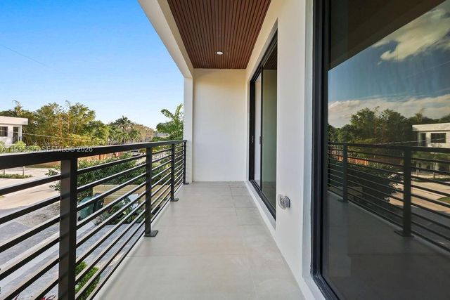 1321 NE 13th Ave, Fort Lauderdale, FL 33304