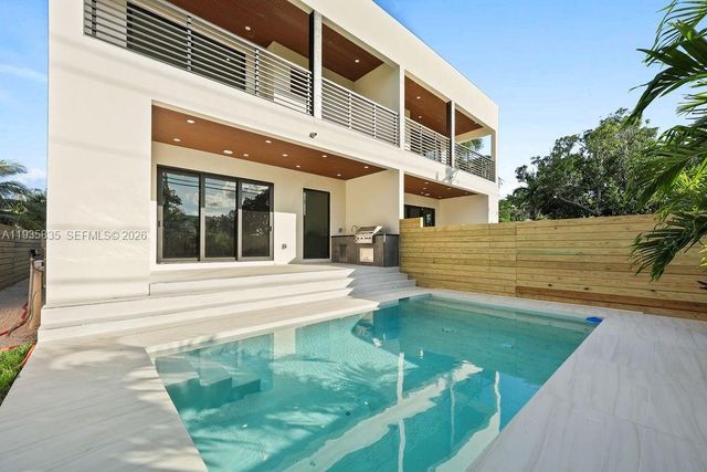 1321 NE 13th Ave, Fort Lauderdale, FL 33304