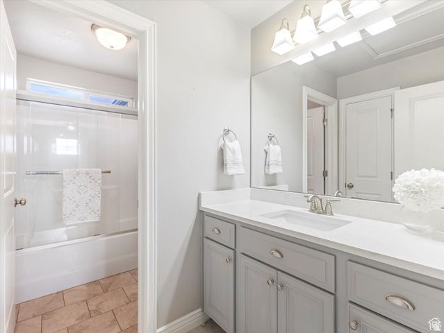 1600 W 200 N, Layton, UT 84041