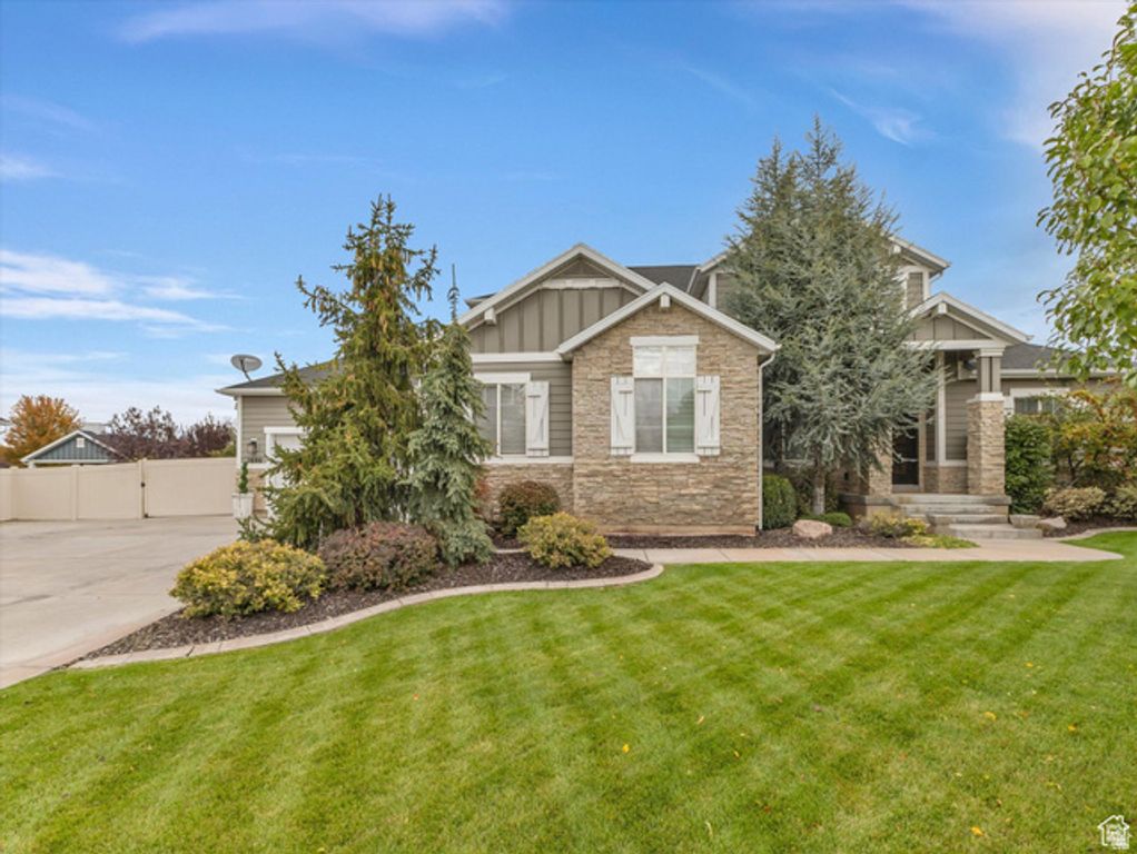 1600 W 200 N, Layton, UT 84041