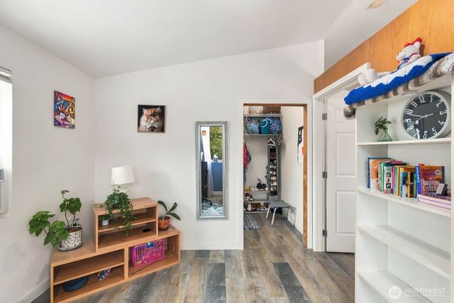 2815 SW 109th Street, Seattle, WA 98146