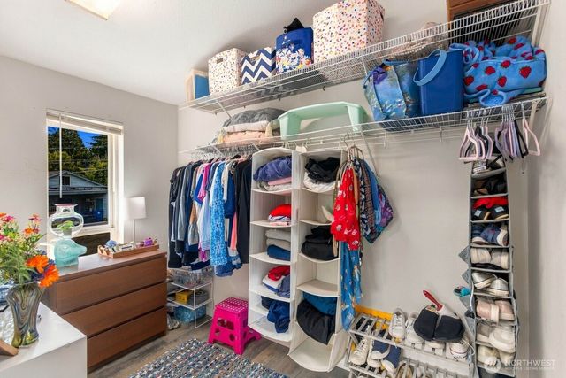 2815 SW 109th Street, Seattle, WA 98146