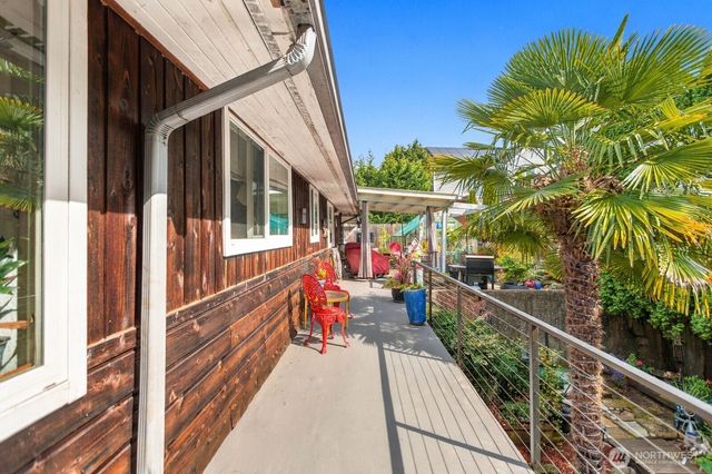 2815 SW 109th Street, Seattle, WA 98146