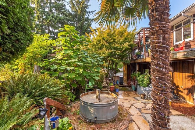 2815 SW 109th Street, Seattle, WA 98146