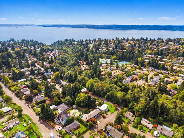 2815 SW 109th Street, Seattle, WA 98146