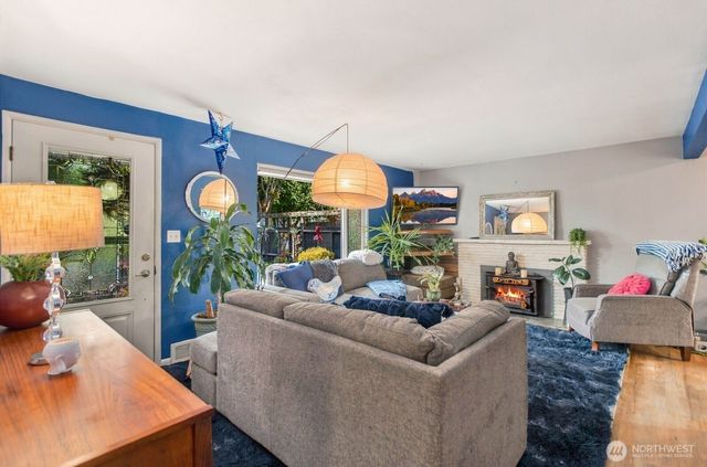 2815 SW 109th Street, Seattle, WA 98146