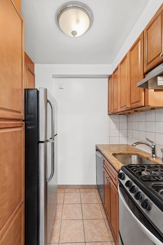 35 E 38th St Apt 5G, New York City, NY 10016