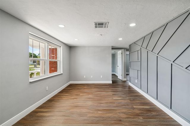 6027 9TH AVENUE, New Port Richey, FL 34653