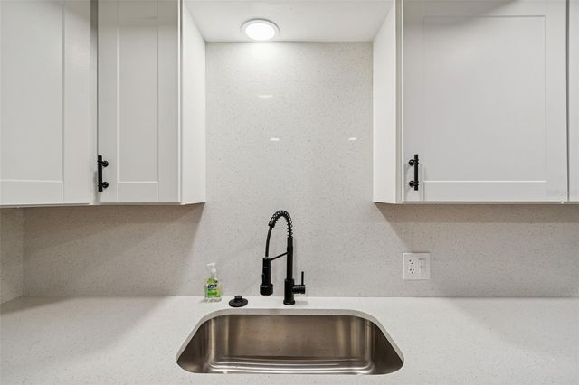 6027 9TH AVENUE, New Port Richey, FL 34653