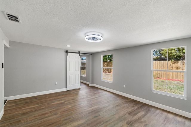 6027 9TH AVENUE, New Port Richey, FL 34653